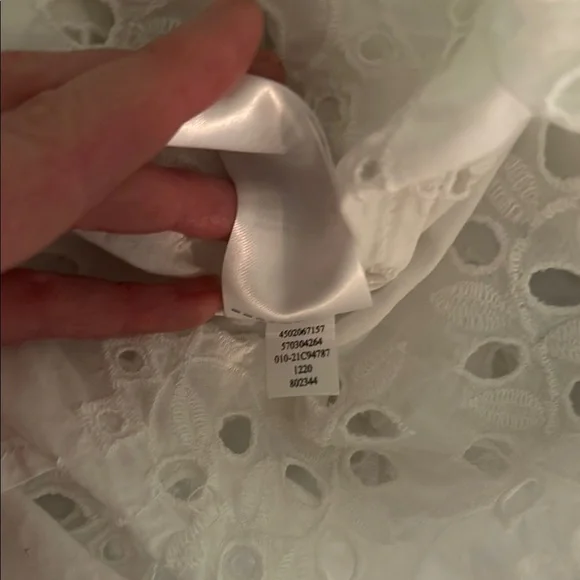 Chico’s Women's White Eyelet Embroidered Blouse 100% Cotton Small - Picture 5 of 6